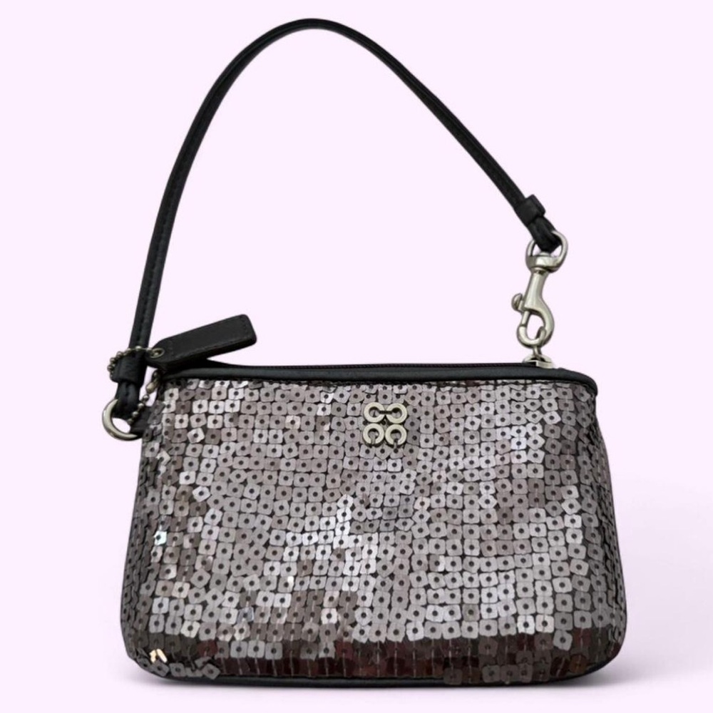 NWOT Coach Madison Sequin Small Wristlet 44389 Silver to Lavender